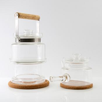 Signe Persson-Melin, service 17 pcs "Boda Nova series" late 20th century, heat-resistant glass and cork.