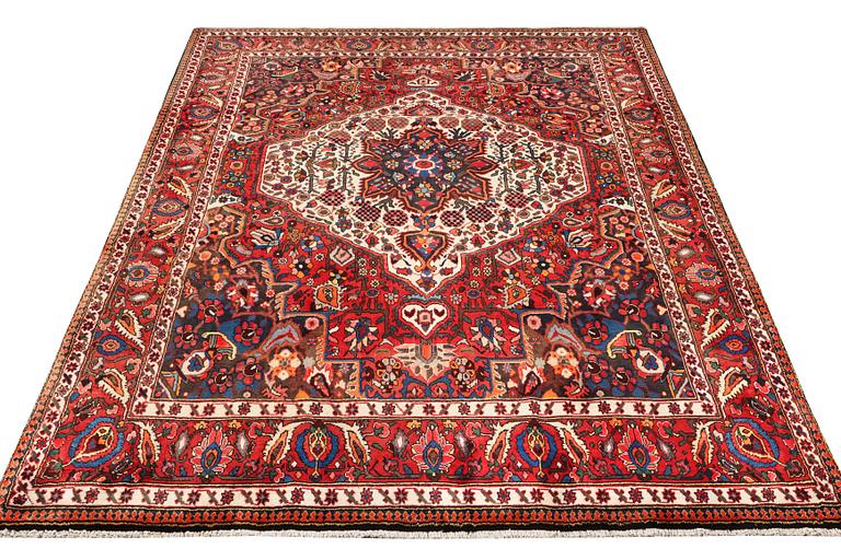 A Bakhtiari carpet, c. 330 x 220 cm.