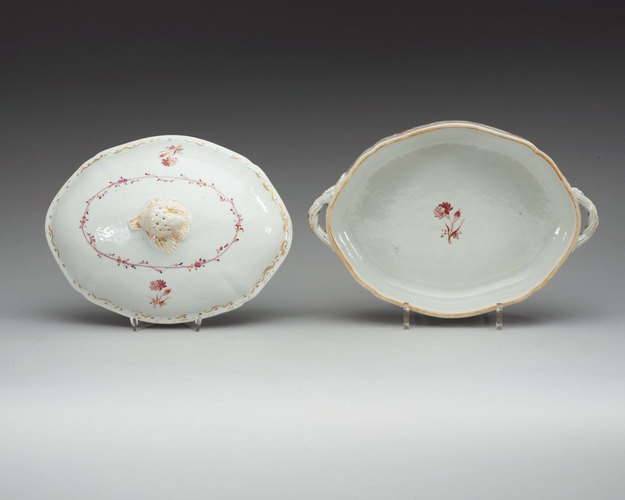 TERRIN med LOCK, kompaniporslin. Qing dynastin, Qianlong (1736-95).