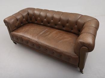 SOFFA, Chesterfieldmodell, 1900-talets första hälft.
