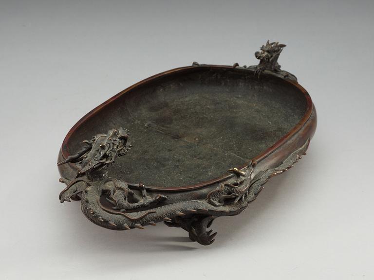 A Japanese bronze censer, Meiji (1868-1912).