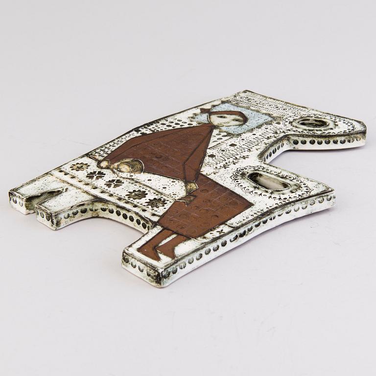 RUT BRYK, reliefi, kivitavaraa, signeerattu BRYK.