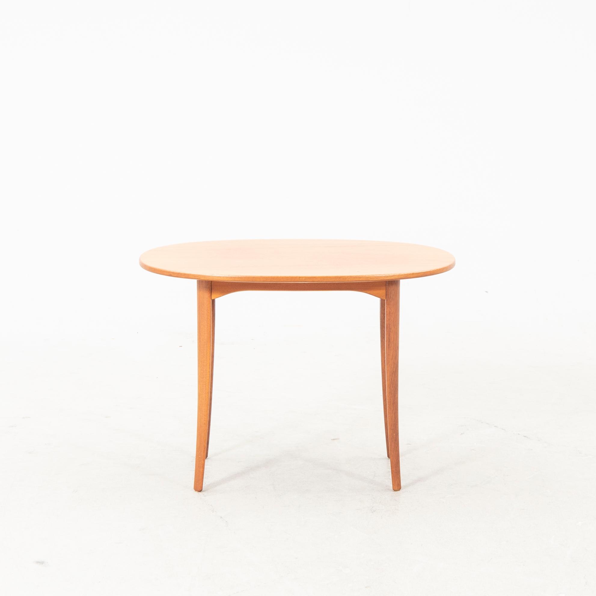 Carl Malmsten, soffbord 2 st "Ovalen" Carl löfving & söner Tibro 1900-talets senare del.