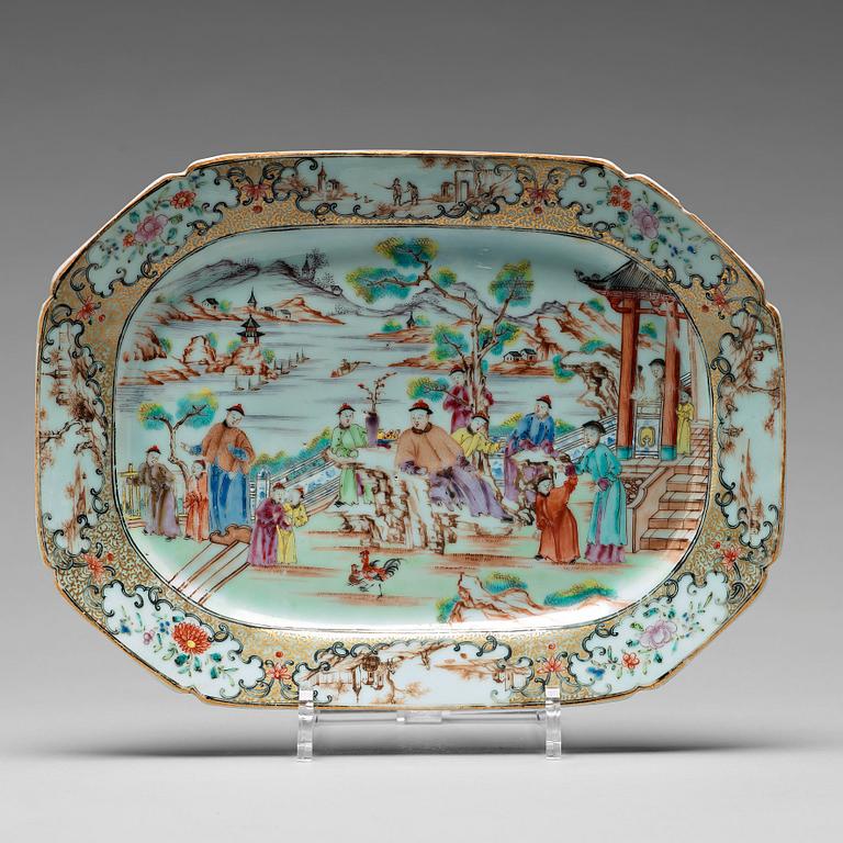 A famille rose 'Rockefeller pattern' dish, Qing dynasty, Qianlong (1736-95).