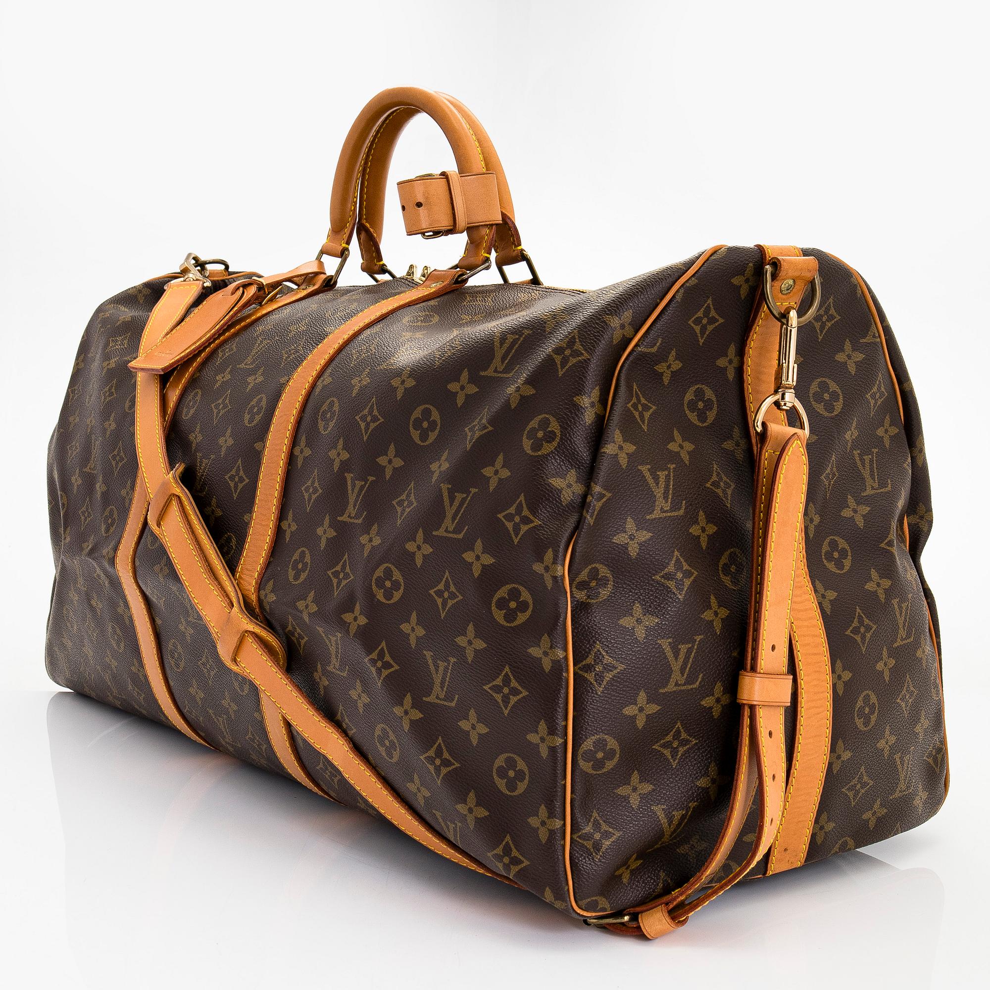 Louis Vuitton, a Monogram Canvas 'Keepall 60 Bandoulière' weekendbag.
