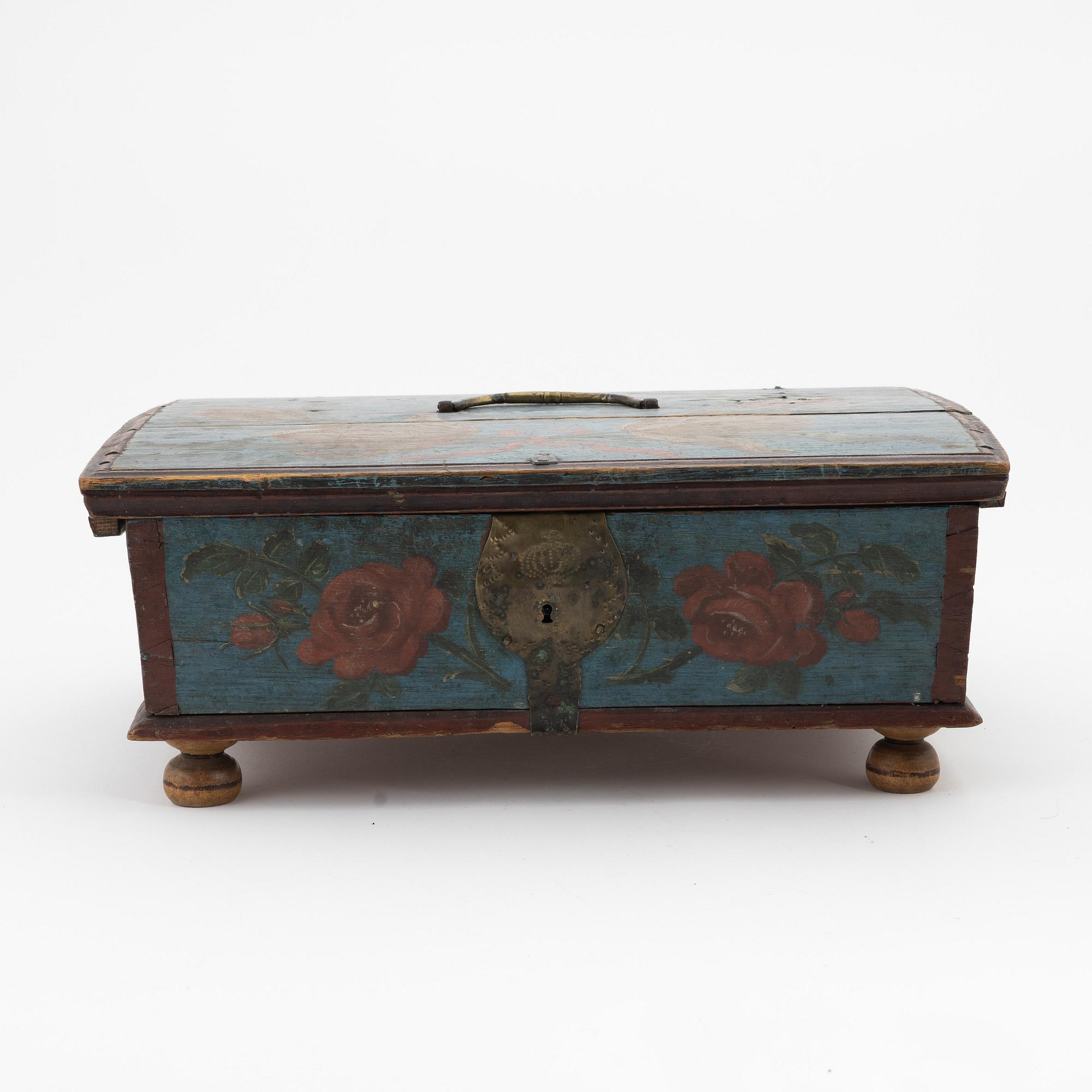 A Swedish painted wooden box, circa 1800.
