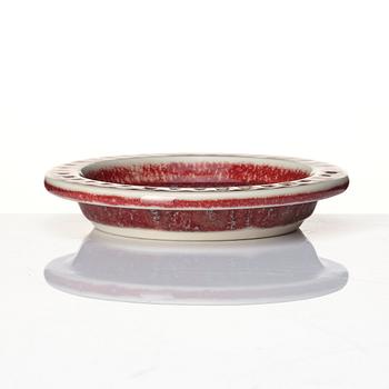 Wilhelm Kåge, a stoneware bowl, Gustavsberg Studio 1957, a vase and a dish, Kåge verkstad, with experimental glazes, mid 20th C.