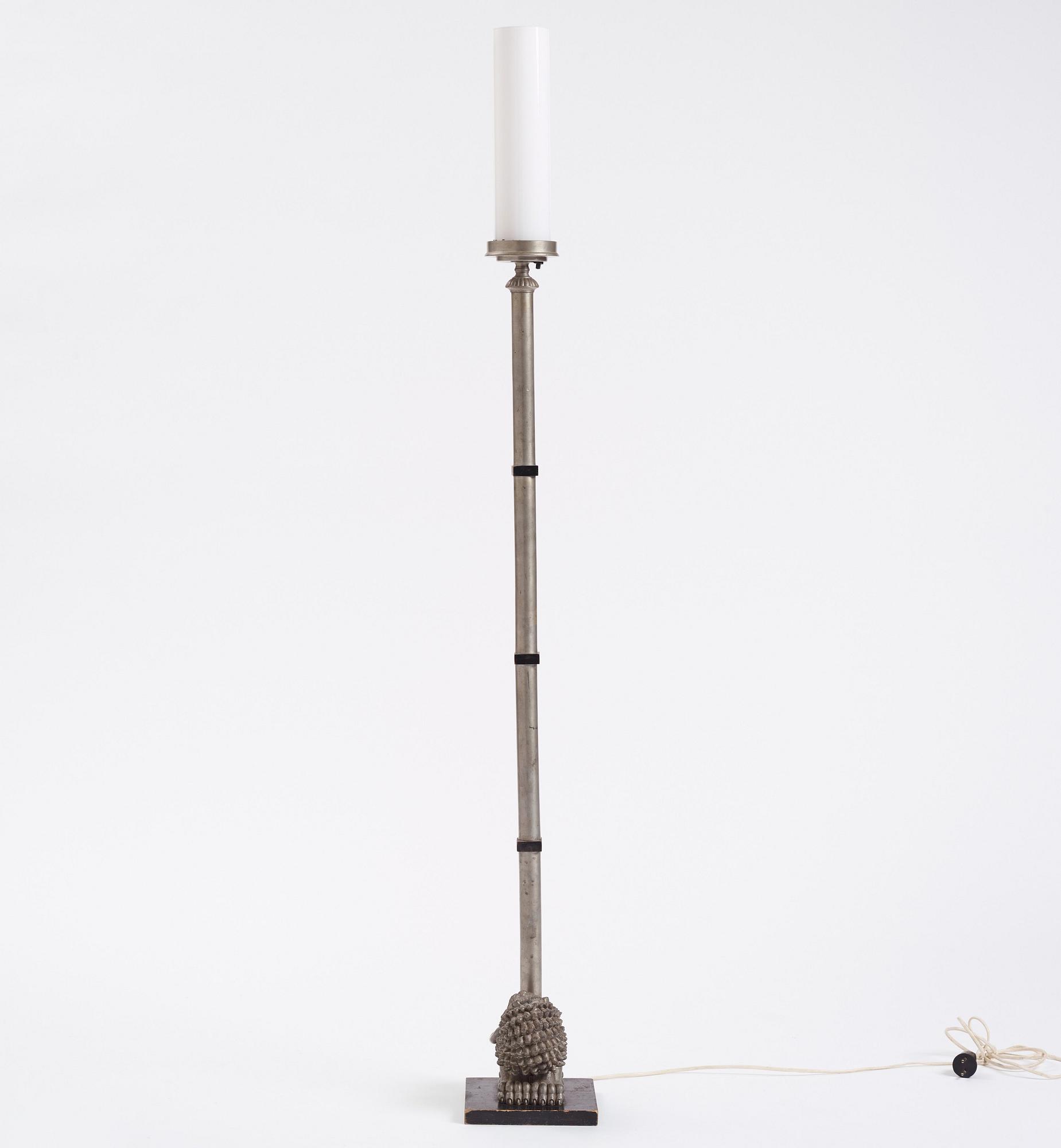 Nils Fougstedt, & Anna Petrus, golvlampa, Firma Svenskt Tenn, Stockholm ca 1929, enligt uppgift inköpt på Stockholmsutställningen 1930.