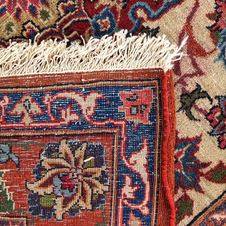 A semaintique Isfahan carpet  ca 98 x 76 cm.