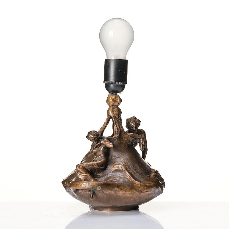 Alice Nordin, a patinated bronze table lamp, Fonderia Artistica Gusmano Vignali, Florence, ca 1903-04.