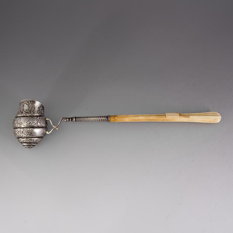 BÅLSLEV, ostämplad, silver och ben, 1700-talets förra hälft.