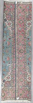 MATTA, Kashmir, ca 346 x 237 cm.