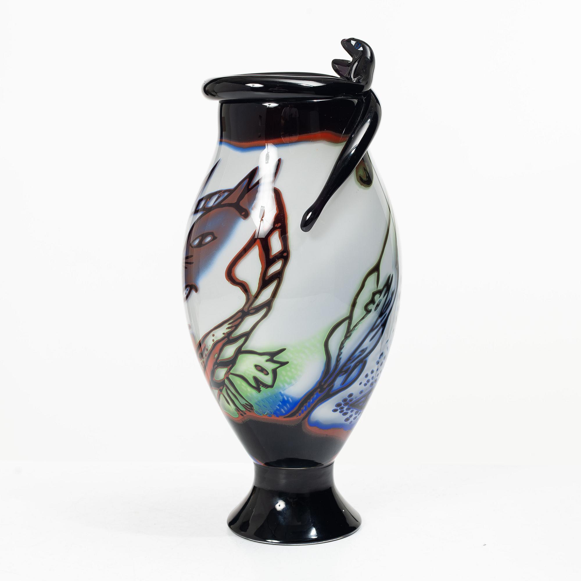 Ulrica Hydman-Vallien, a unique graal glass vase, Kosta Boda.