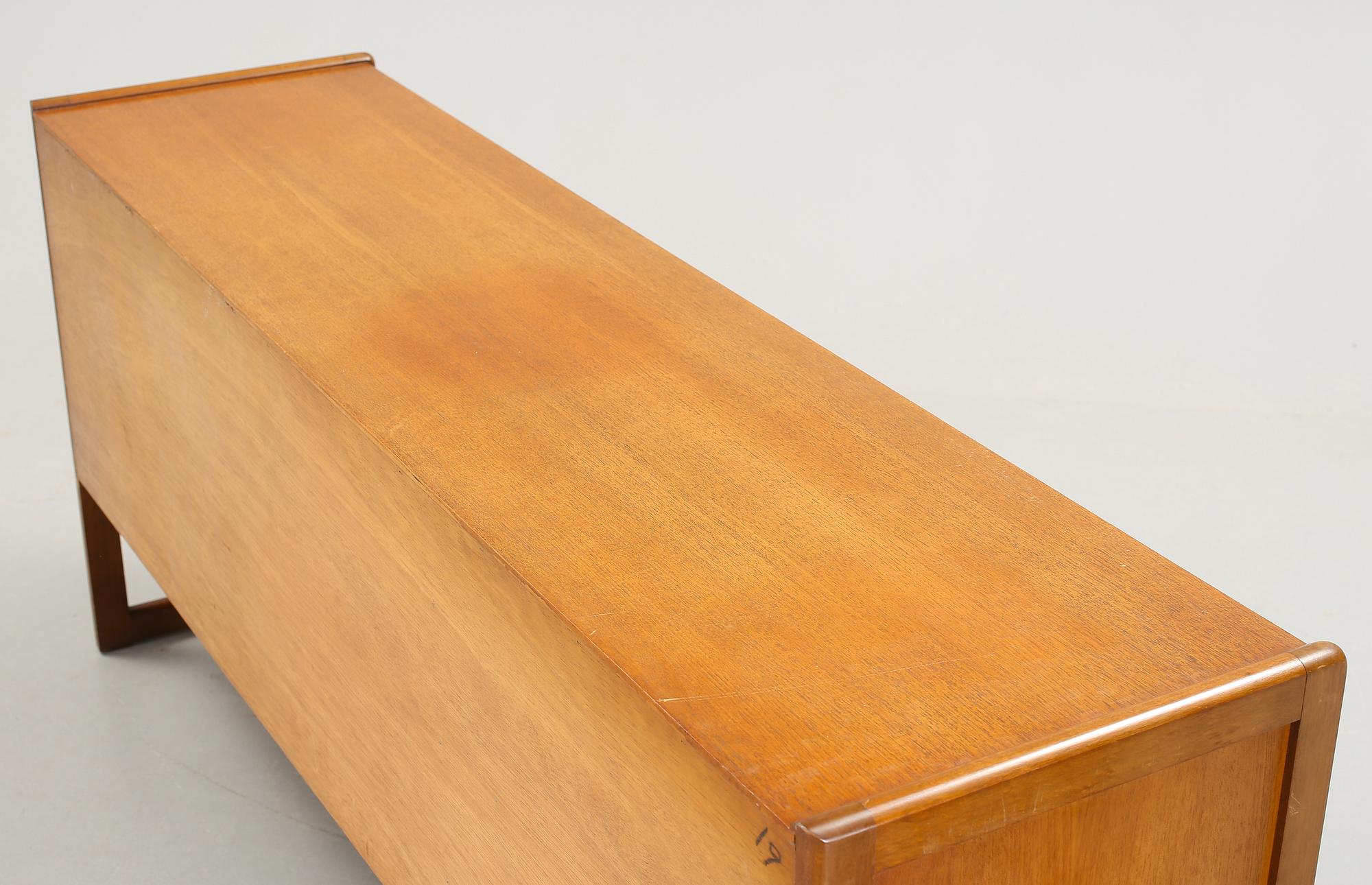 SIDEBOARD, 1900-talets andra hälft.