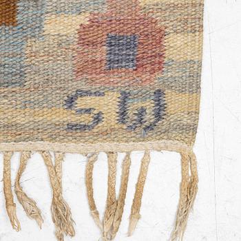 Matta, rölakan, ca 300 x 200 cm, signerad SW.