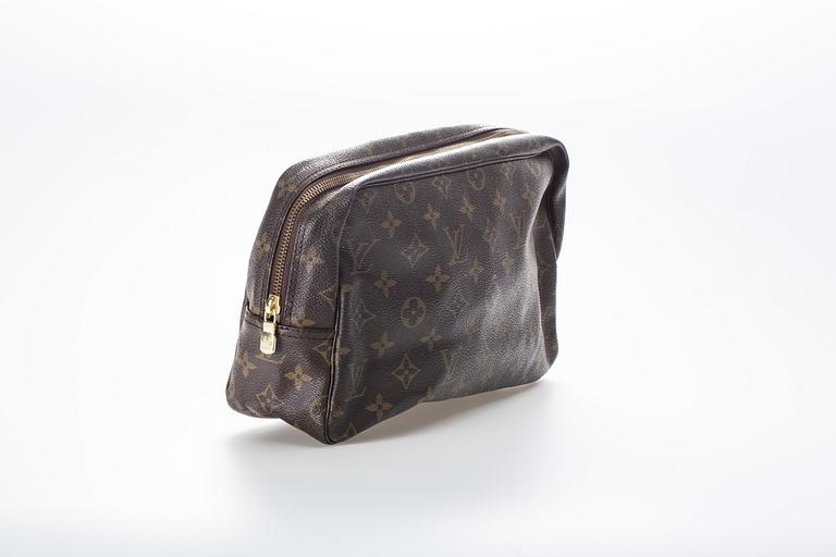 NECESSÄR, "Trosse de toilette", Louis Vuitton.