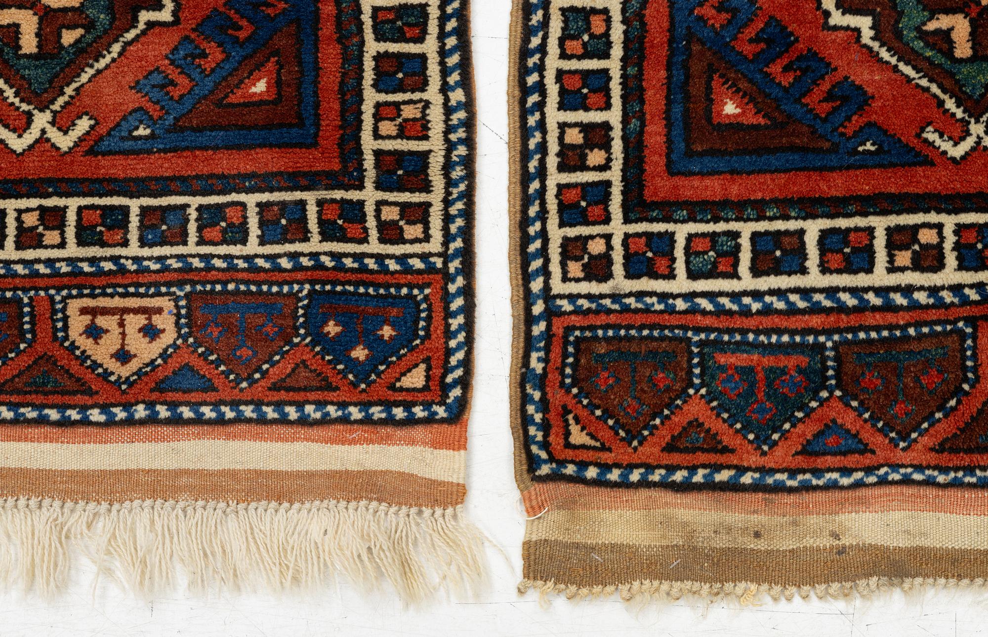A pair, semi-antique rug, Döşemealtı, Antalya region, Turkey, ca 75 x 77 cm.