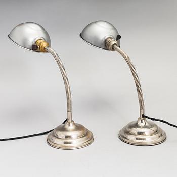 Bordslampor, 2 st, 1900-tal.