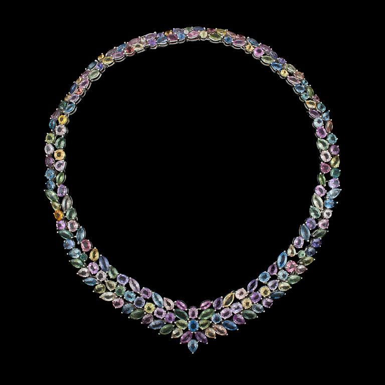 A multi coloured sapphire app. tot. 110 cts necklace. Link to adjust length included.