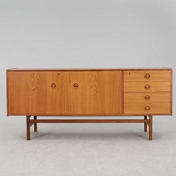 SIDEBOARD, omkring 1900-talets mitt.
