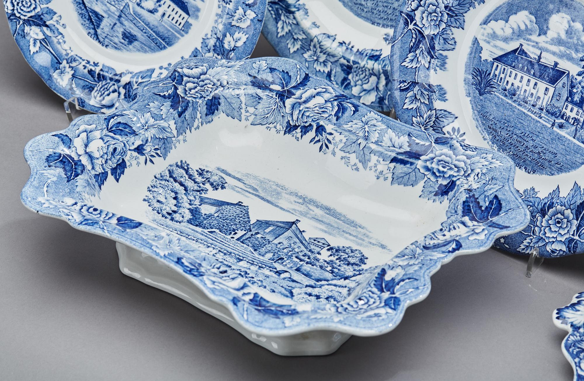 MATSERVIS, c:a 50 delar, flintgods, "Skåne", Rörstrand.