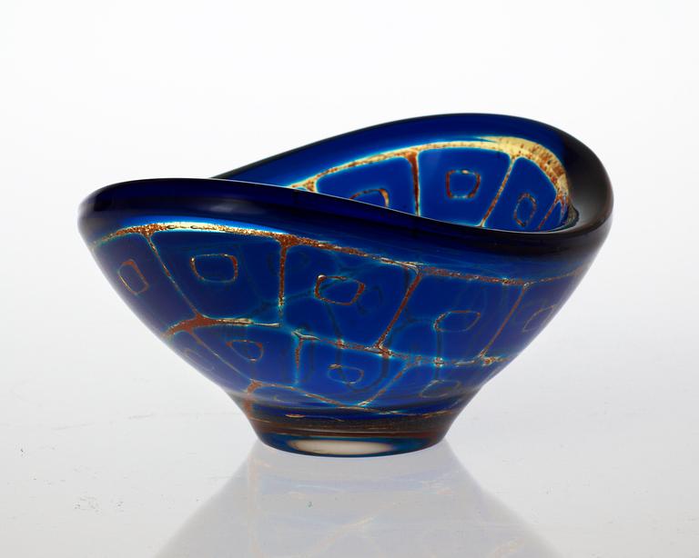 A Sven Palmqvist Ravenna glass bowl, Orrefors, 1960.
