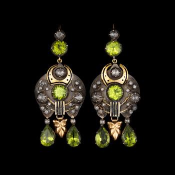 242. A PAIR OF EARRINGS, 56 gold, peridots, diamonds. Russian hallmarks. Weight c. 22.4 g. СЕРЬГИ, ПАРА, золото 56 пр., перид.