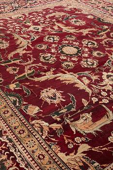 An antique Agra Carpet India, ca 527 x 443 cm.