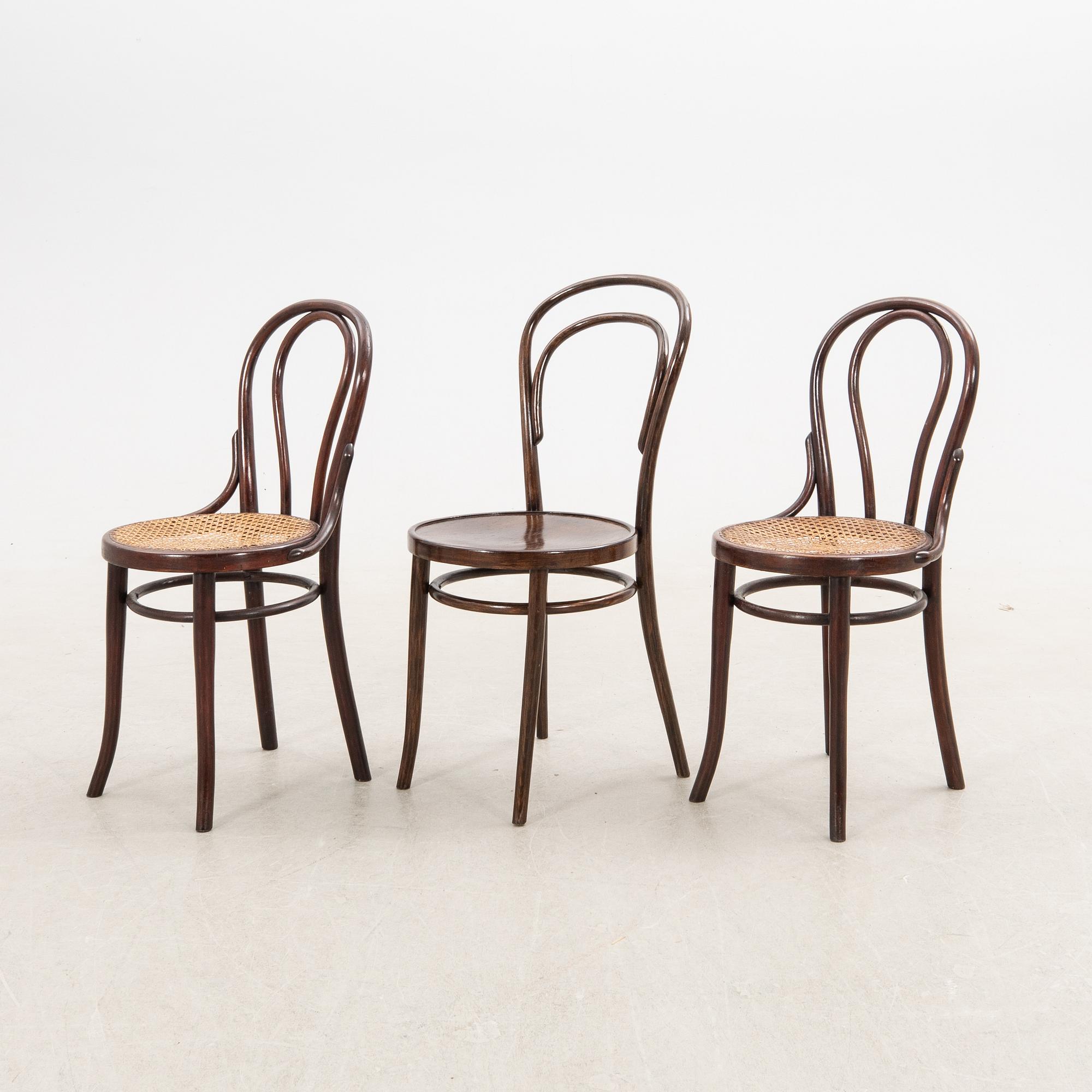 Chairs 5 similar 20th century.