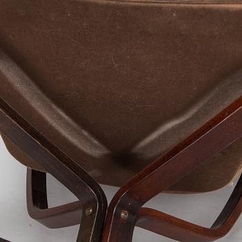 Sigurd Ressel, fåtölj, "Falcon chair", Vatne Möbler Norge 1970-tal.