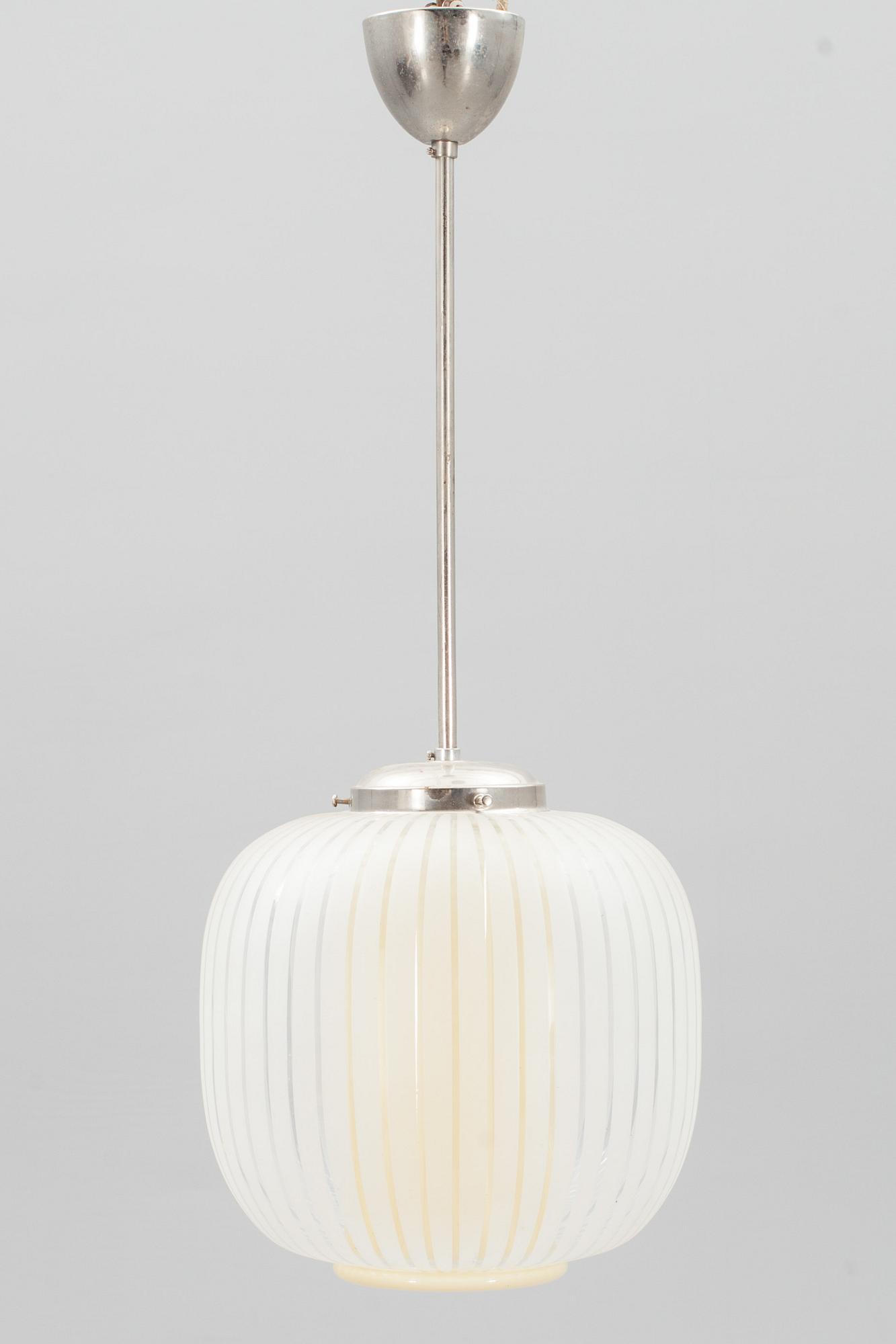 TAKLAMPA, Flygsfors, 1900-talets mitt. Höjd 67 cm.