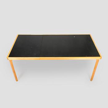 Alvar Aalto, bord, modell 95A, för O.Y. Huonekalu- ja Rakennustyötehdas A.B. 1940-tal.