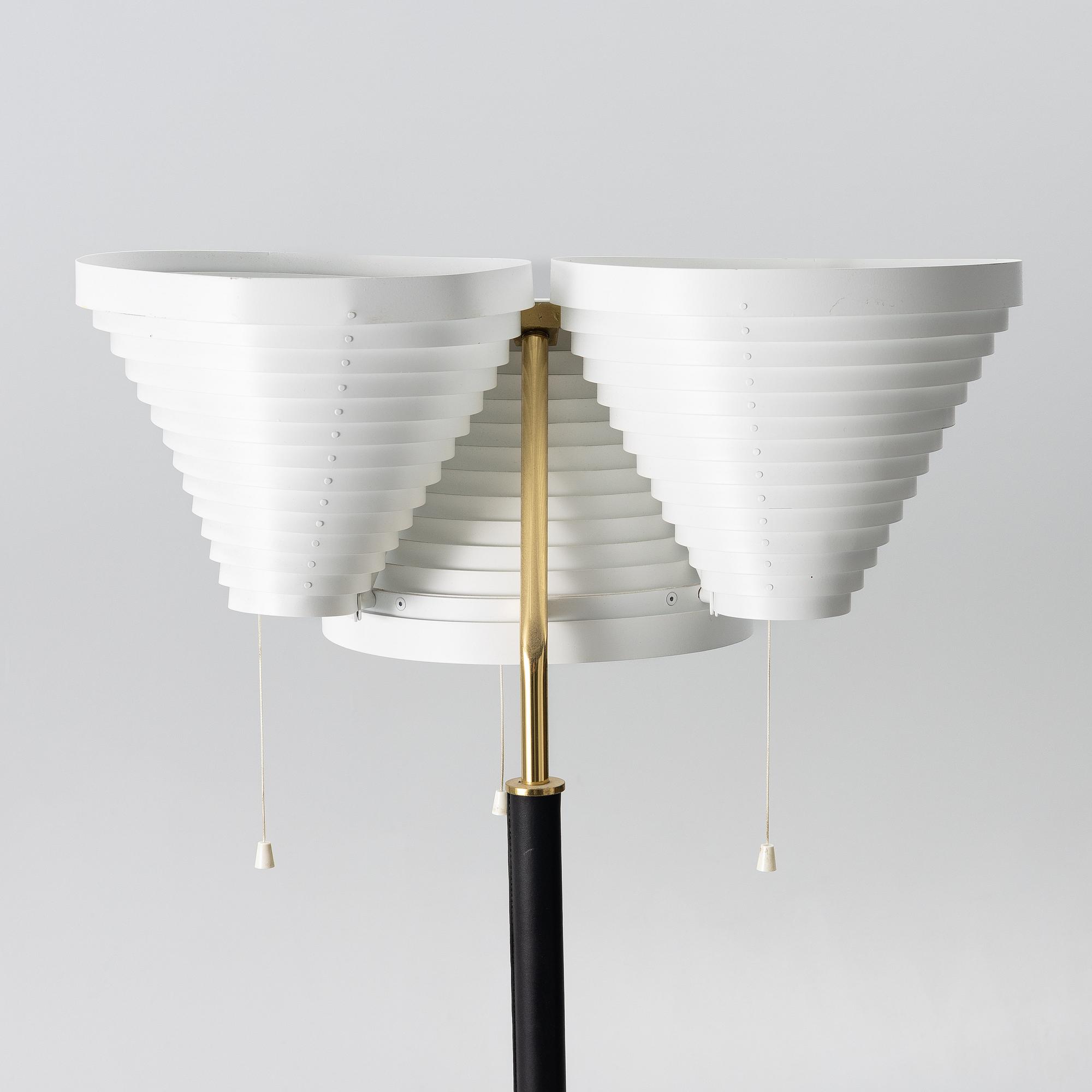 Alvar Aalto, A model A 809 floorlamp,  Valaisinpaja OY, Finland.