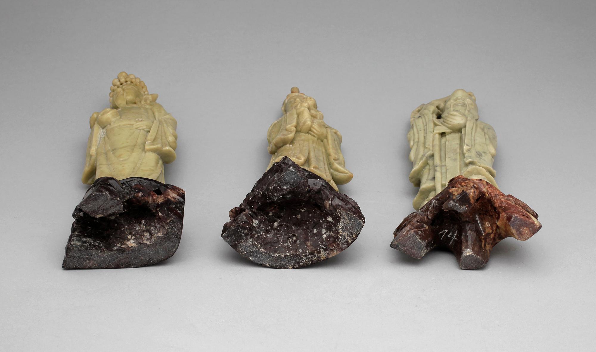 FIGURINER, 3 st, sten, ostasien 1900-tal.