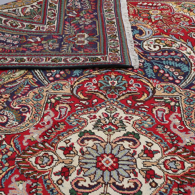 MATTA, Täbriz, ca 294 x 210 cm.