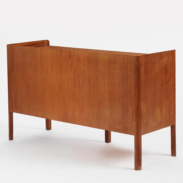 Josef Frank, a mahogany dressing table model "B 521", Firma Svenskt Tenn, probably 1950s.