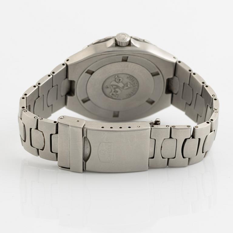 Omega, Seamaster, "Pre-Bond", wristwatch, 39 mm.