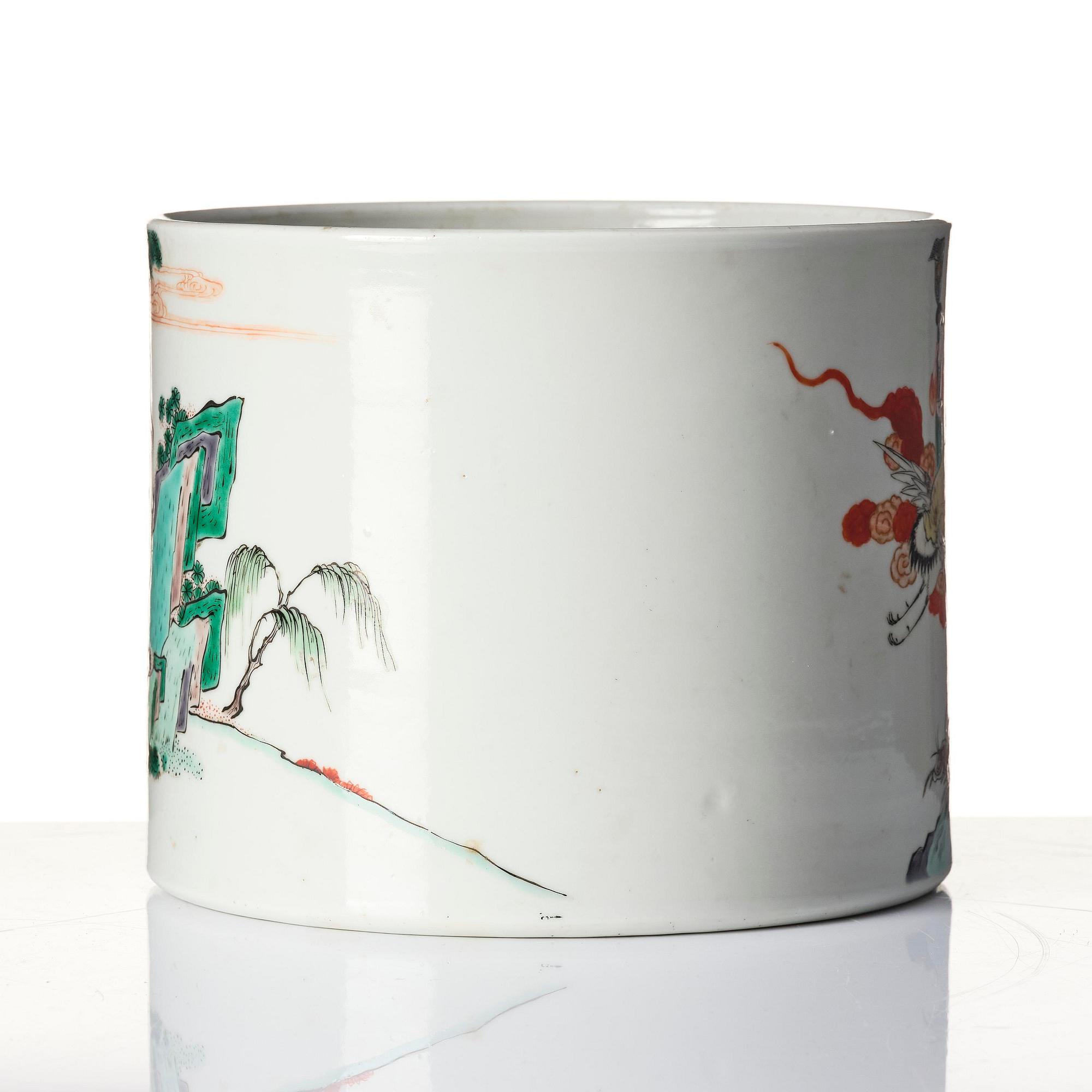 A famille verte brush pot, Qing dynasty.