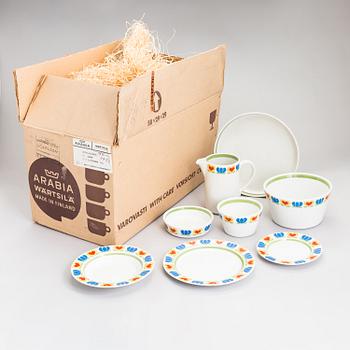 OLGA OSOL, A 1960'/70's 29 piece 'Könni' dinner set for Arabia Finland.