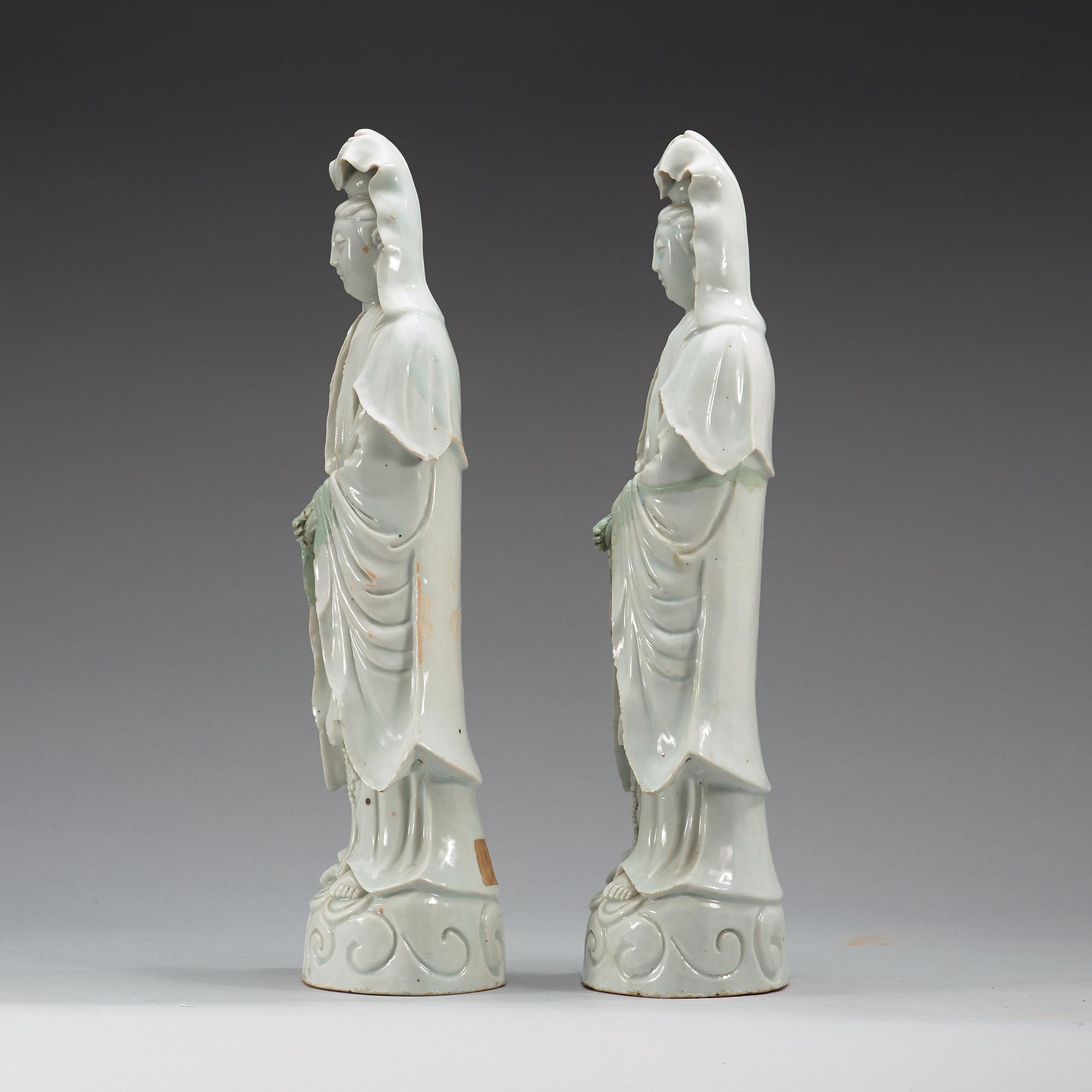 A pair of blanc de chine Guanyins, Qing dynasty, 19th Century.