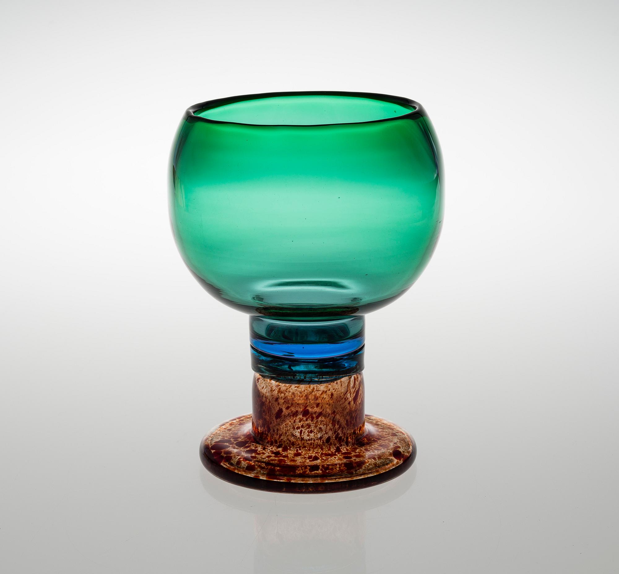 KAJ FRANCK, POKAL. Sign. Kaj Franck, Nuutajärvi, Notsjö.