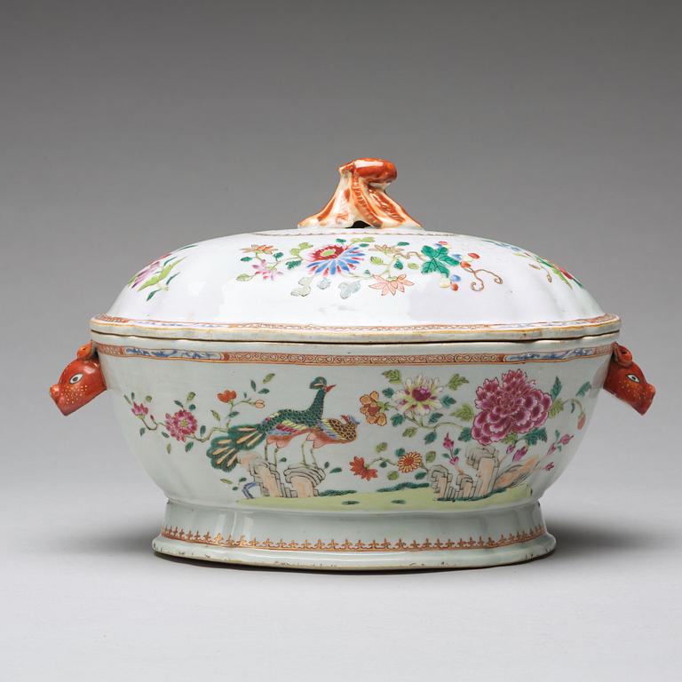 TERRIN med LOCK, kompaniporslin. Qingdynastin, Qianlong (1736-95).