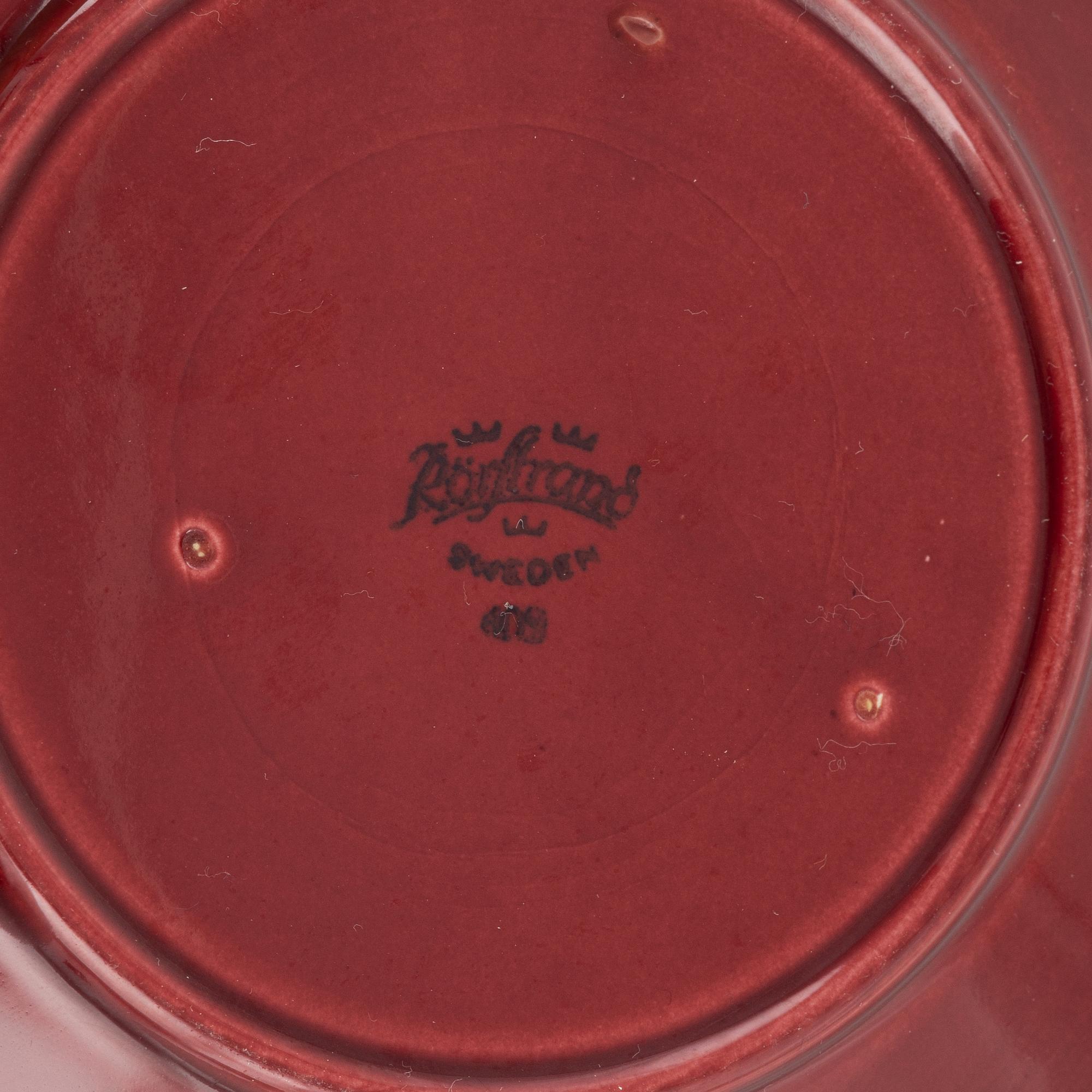 Hertha Bengtson, a set of 18 bowls and plates, 'Blå Eld', Rörstrand, Sweden.