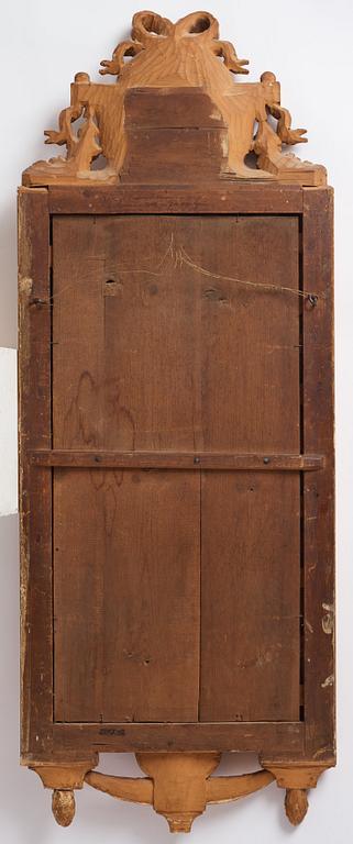 Spegel, av Johan Åkerblad 1780 (mästare i Stockholm 1758-99), signerad, Gustaviansk.
