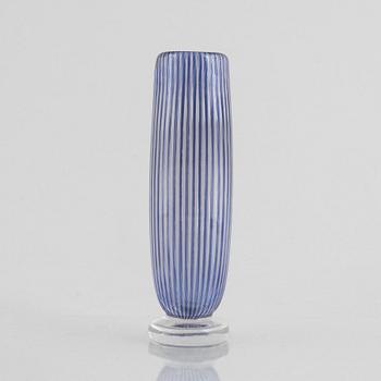 Edvin Öhrström, an 'Ariel' glass vase, Orrefors.