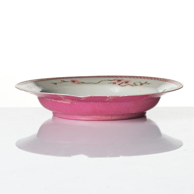 A famille rose ruby-back 'mother and child' plate, Qing dynasty, Yongzheng (1723-35).