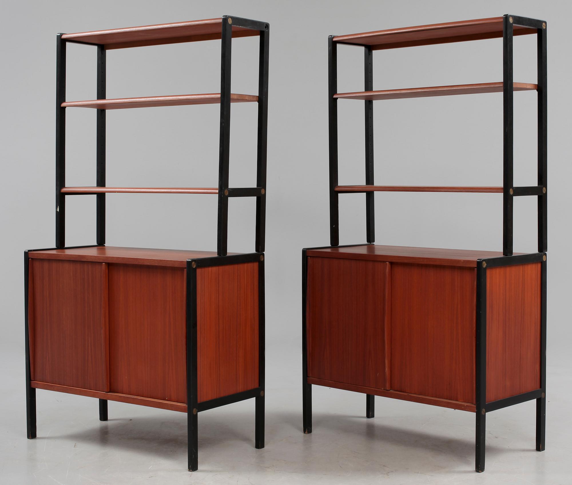 BOKHYLLOR, ett par, "Variette", Bertil Fridhagen, Bodafors, 1950/60-tal.