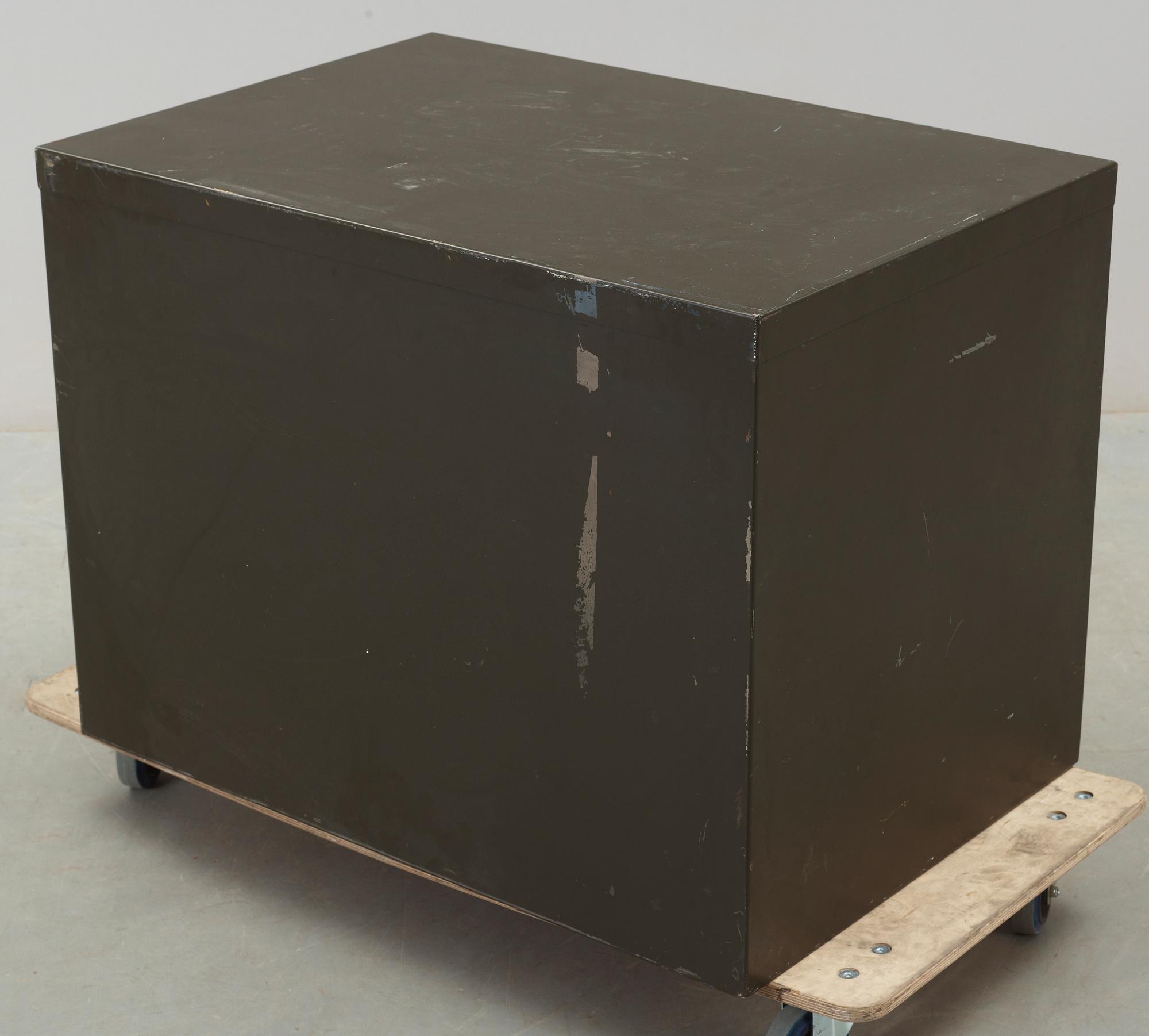 ARKIVSKÅP, Pressbolaget, Eskistuna, 1900-tal.