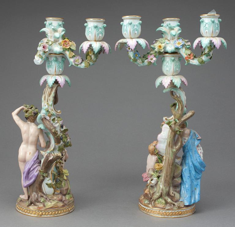 KANDELABRAR, två stycken, porslin, Meissen, sannolikt sent 1800-tal.
