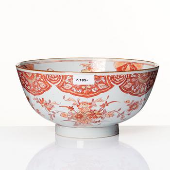 A iron red bowl, Qing dynasty, early 18th Century.